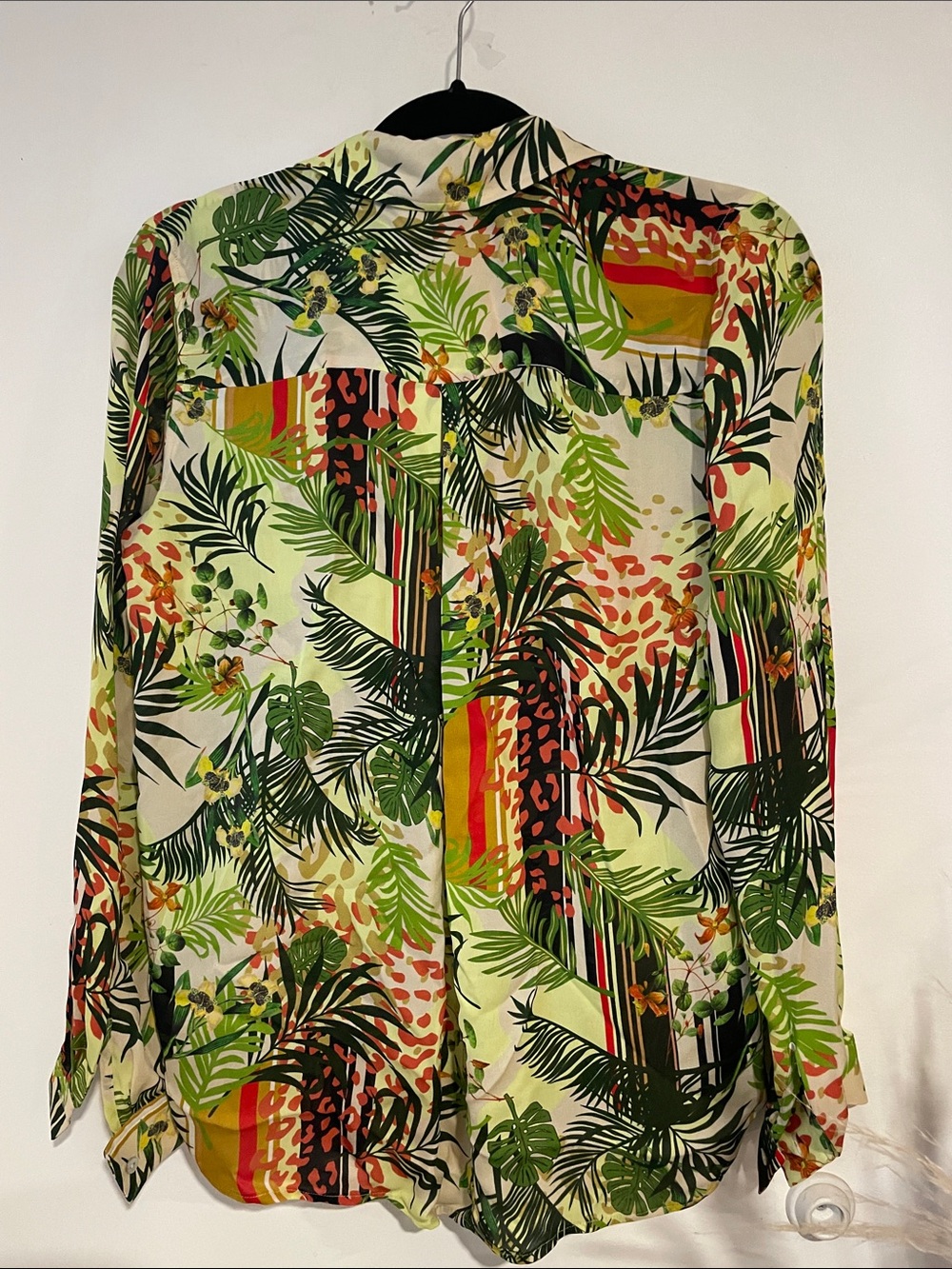 L'Agence Nina Tropical Print 100% Silk Blouse Sz S B139 - Picture 6 of 6